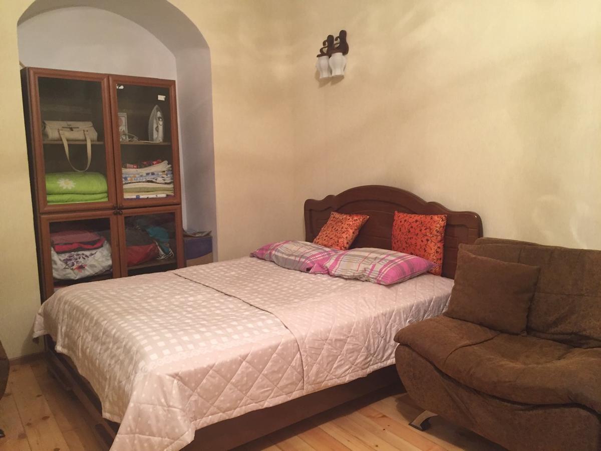 Apartment in Tbilisi Center Isk Home Bagian luar foto
