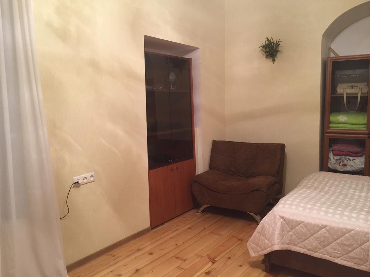 Apartment in Tbilisi Center Isk Home Bagian luar foto